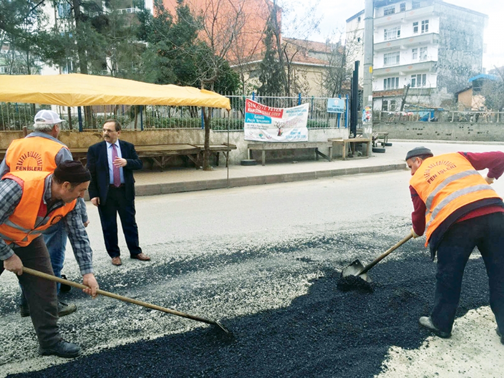 Bafra’da Bozulan Yollara Yama Çalışmaları Başladı
