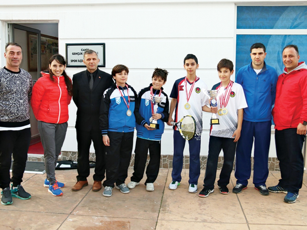 Teniste Ödüller Sahiplerini Buldu