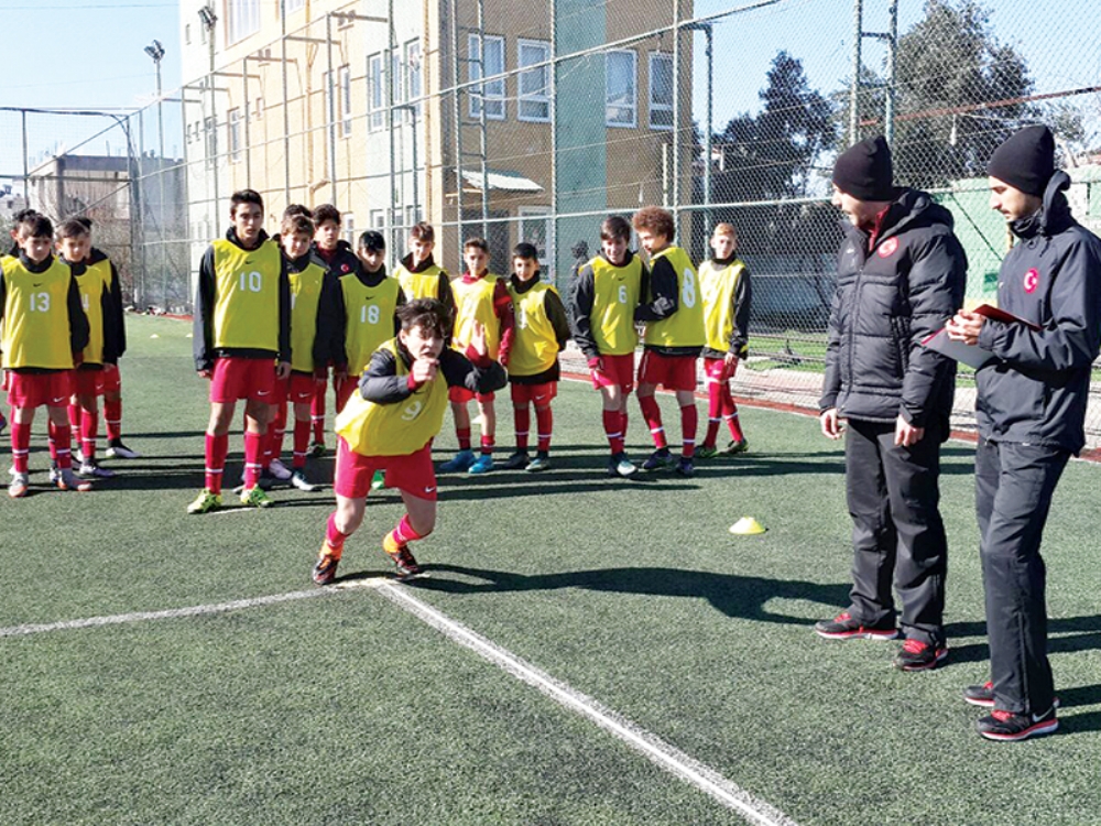 Milli Takımın Kalecisi Ve Forveti Samsunspor'dan