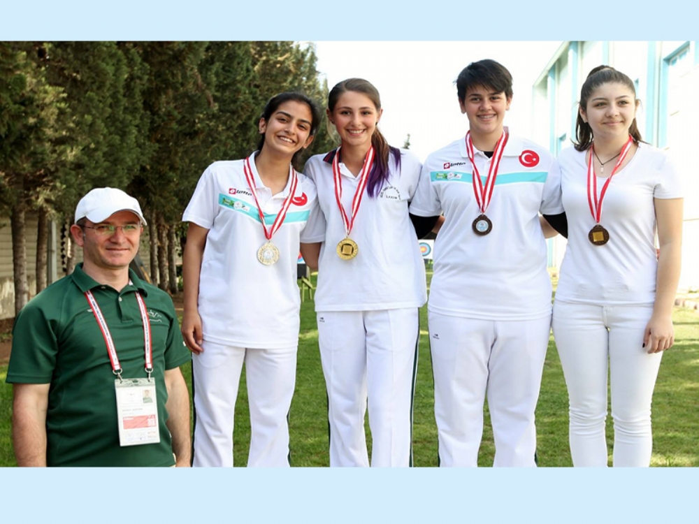 Oklarını Madalya İçin Attılar