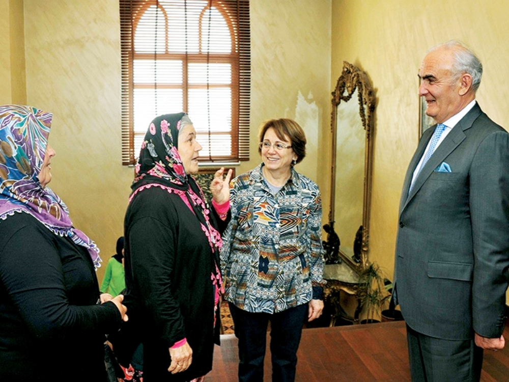 Senarist Ve Yönetmen Ümmiye Koçak, Başkan Yılmaz’ı Ziyaret Etti