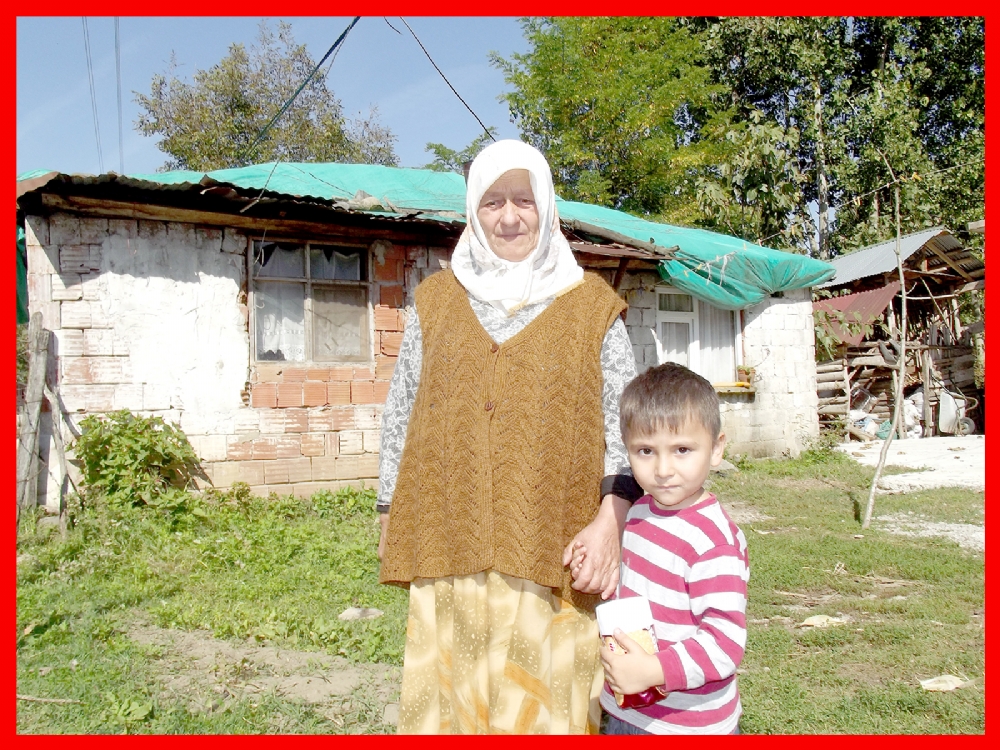 İnsanlık Daha Ölmemiş!