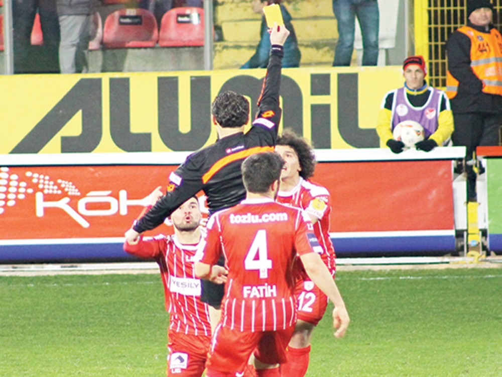 Ptt 1. Lig'de Kart Raporu