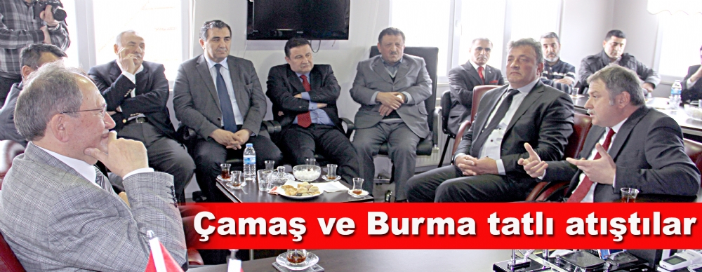 Çamaş Ve Burma Tatlı Atıştılar