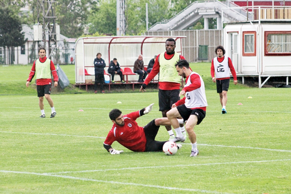 Bekir Yönetimi Bekliyor