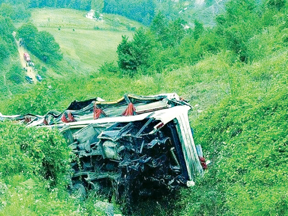 Hindistan'da Katliam Gibi Kaza: 30 Ölü