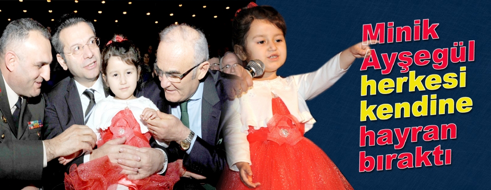 Minik Ayşegül Herkesi Kendine Hayran Bıraktı