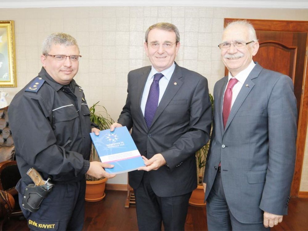 Çevik Kuvvetten Mirzaoğlu’na Teşekkür Ziyareti