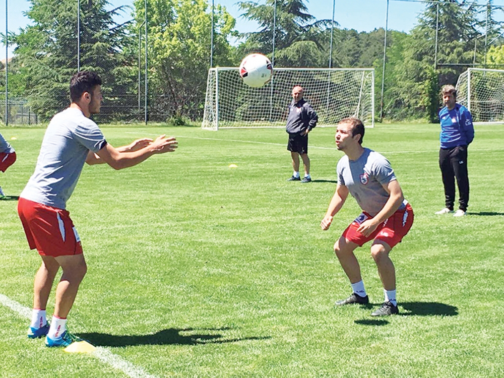 Çift Idmana Düştüler