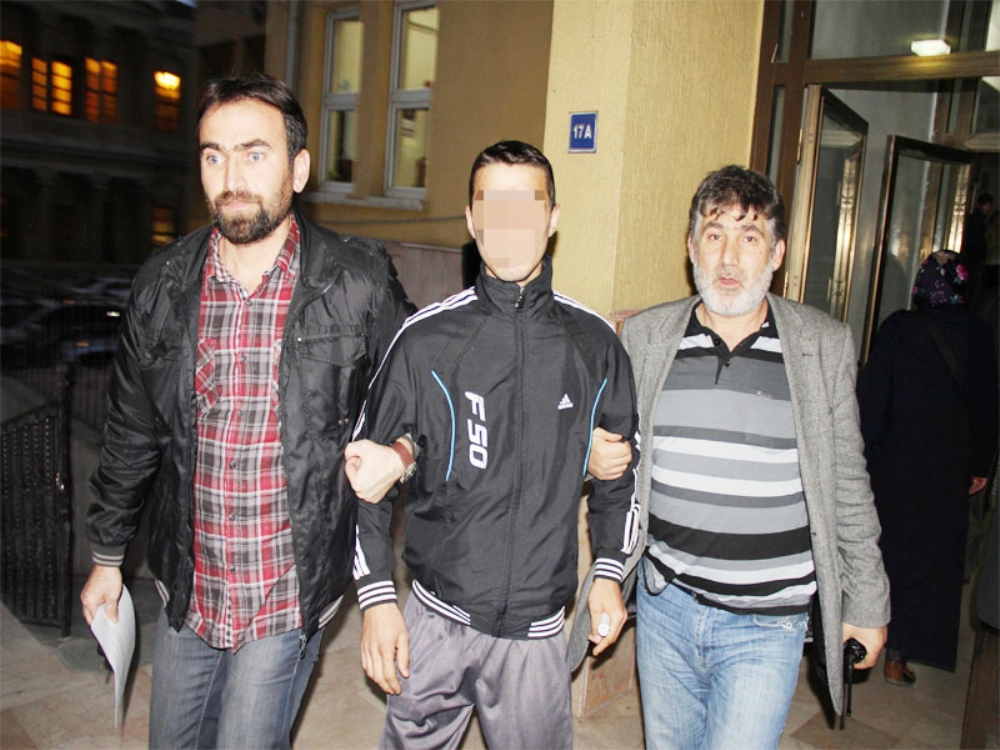 Cep Telefonu Ve Televizyon Çalan Genç Tutuklandı