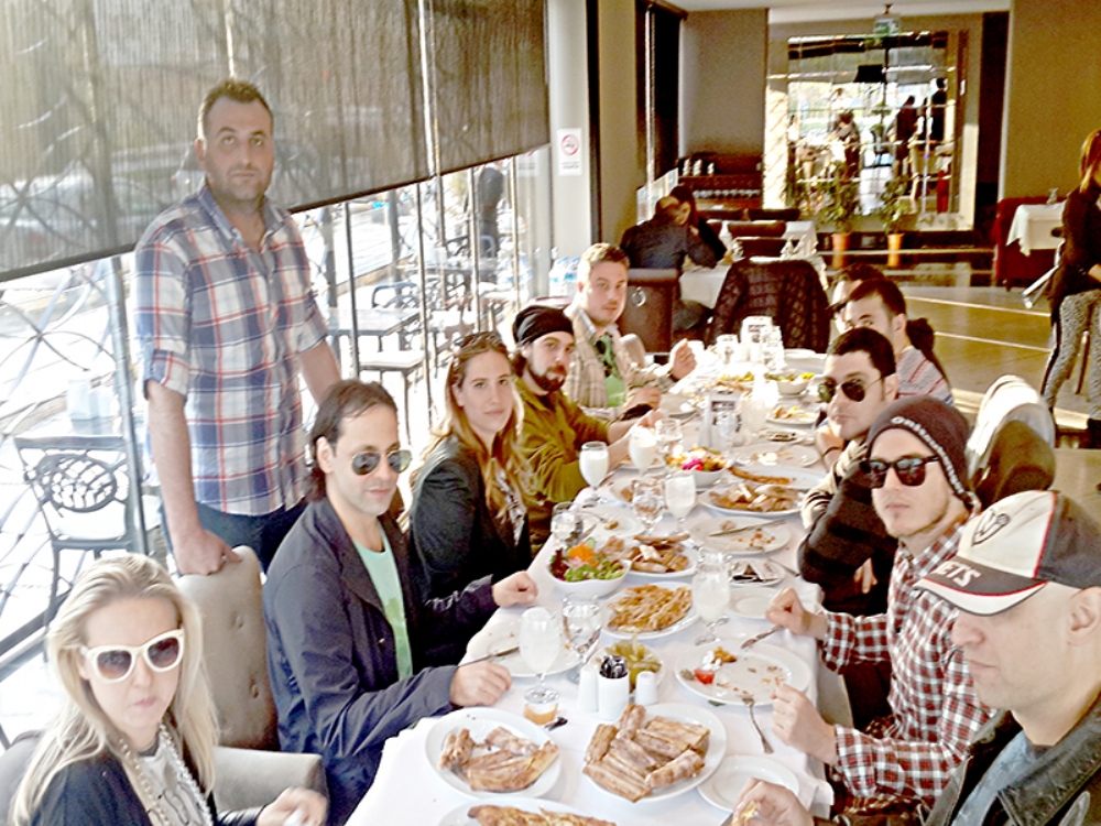 Duman In Da Adresi Zeki Gulhan Restoran Guncel