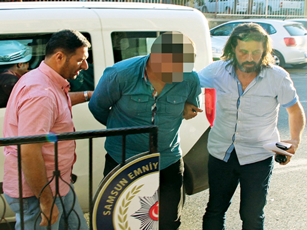 Tozlu Giyim E Feto Operasyonunda 4 Gozalti Asayis