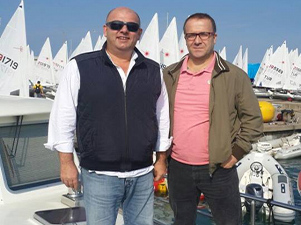 Yelken Kulup E Yuzme Havuzu Spor