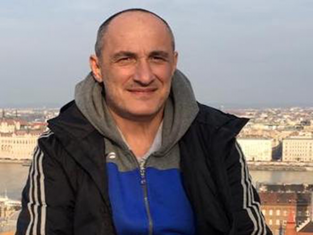 55 Gençlik Uçurumun Kenarında!