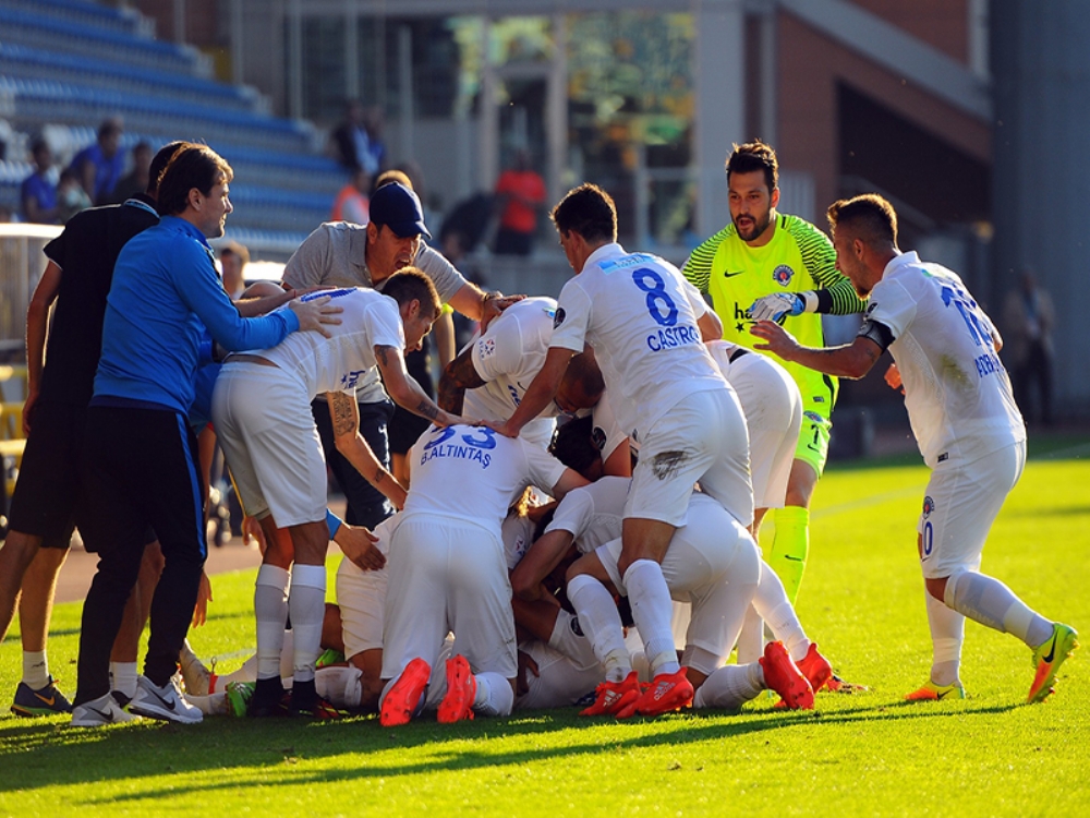 Süper Lig Maçları Şifresiz Oluyor!