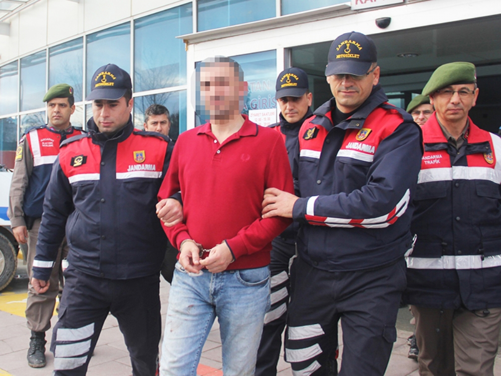 Bafra’da 2 Kardeş Silahla Yaralandı