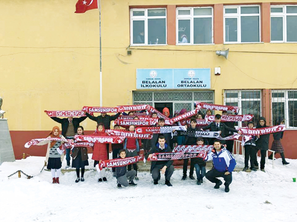 Taraftar Dediğin Böyle Olur