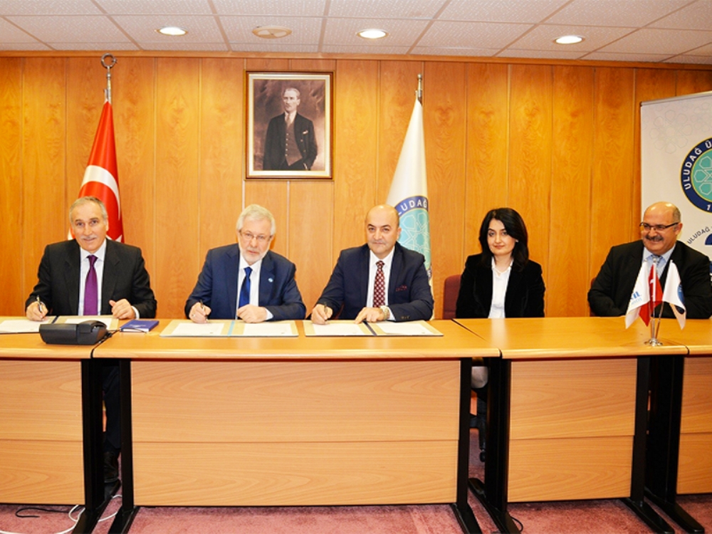 Türkçe Ve Bilgisayar Öğretmeni Adaylarına Özel Burs