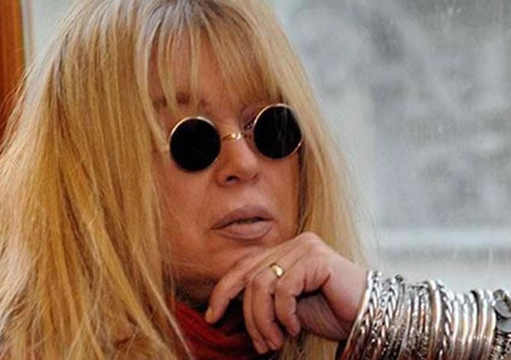 Zerrin Özer'den Kötü Haber