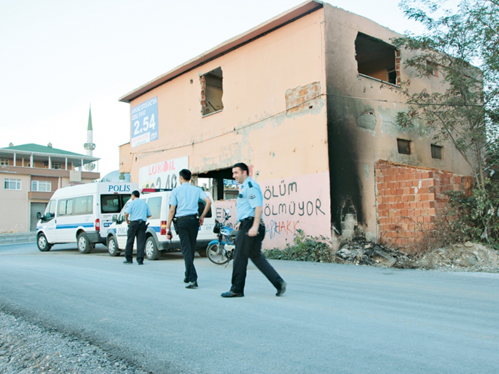 Ölümü İçiyorlar!