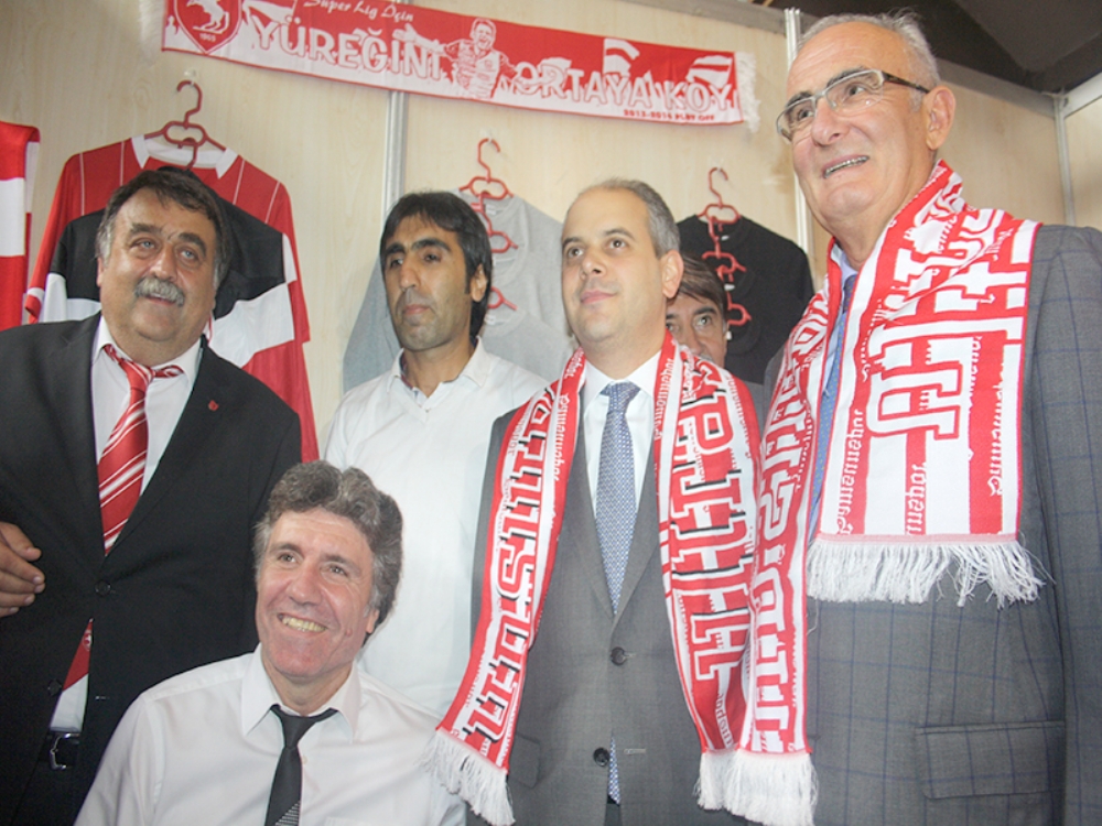 Kesin Çözüm İstedi