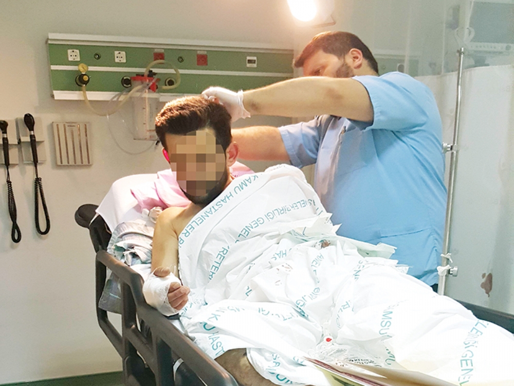 Elektrik Akımına Kapıldı