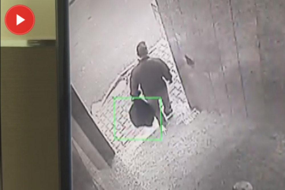 Apartmandan Çuvalla Ayakkabı Çaldı