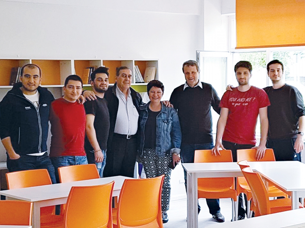 Kıbrıs Gazisinden Büyüklü'ye Kütüphane