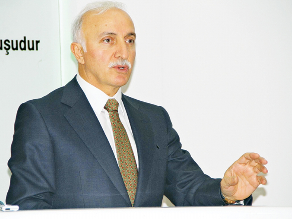 Vali Şahin’den Kutlama