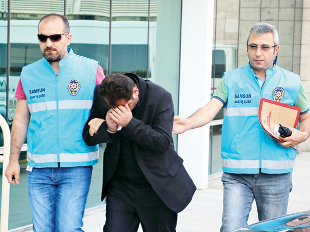 Dolmuşta Yankesiciliğe Gözaltı