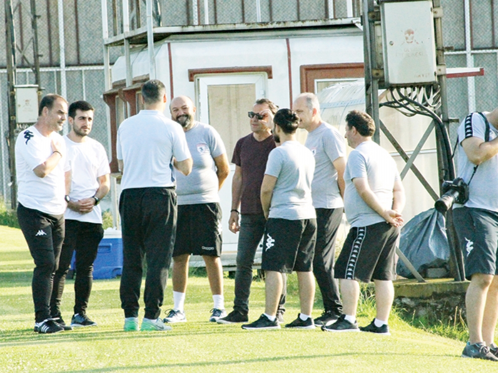 Personel Ile Koyu Sohbet