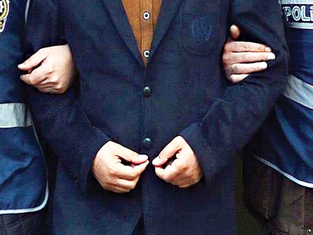 896 Kişi Tutuklandı