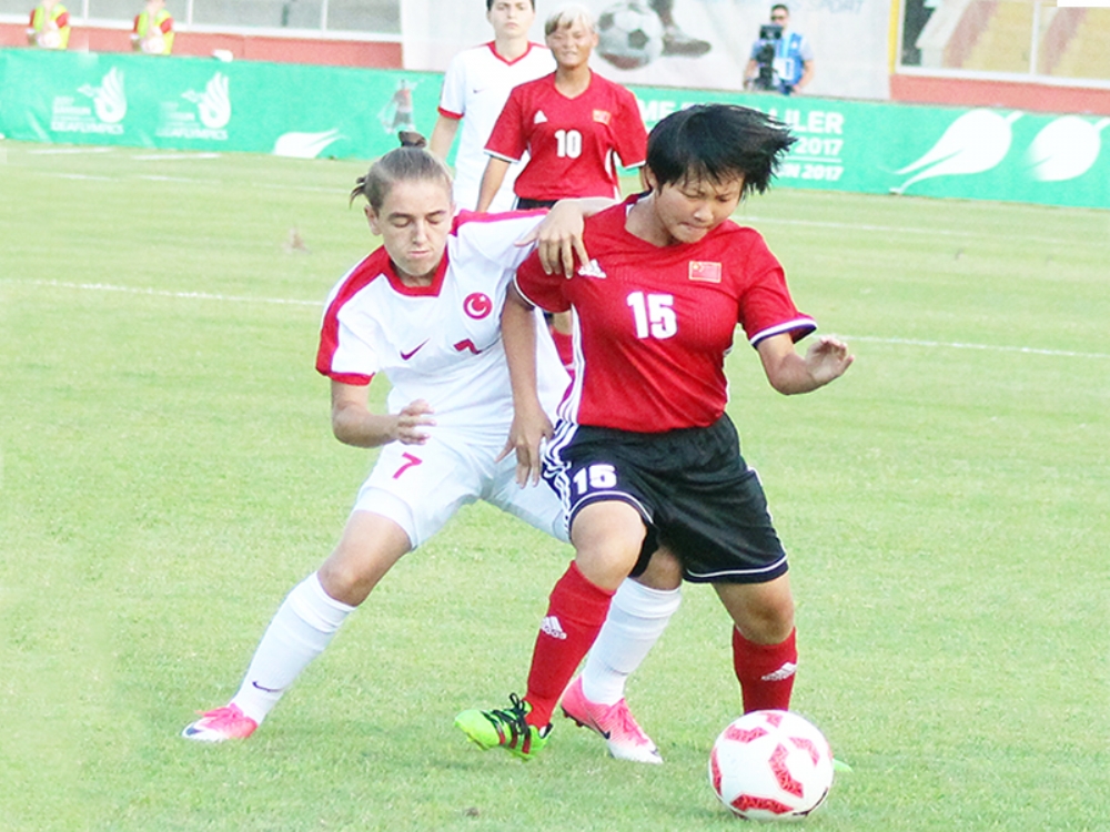 Topuklu Kramponlar Farka Koştu 5-0