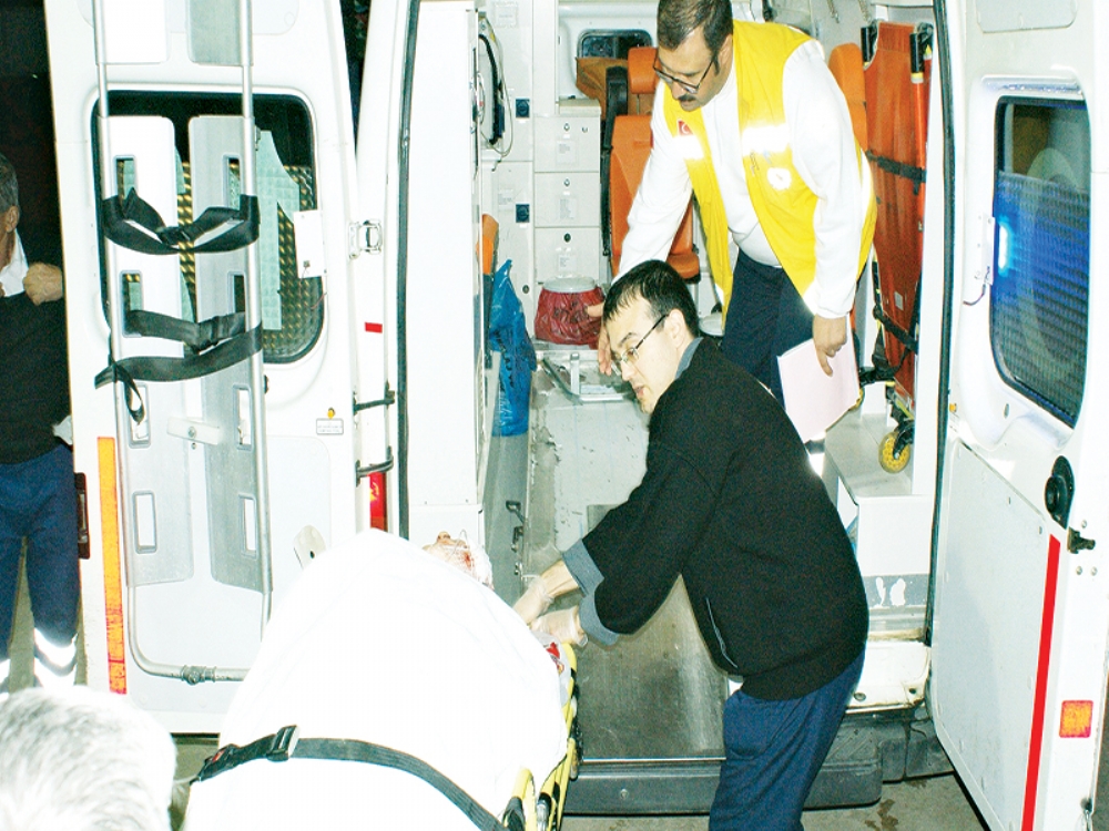 Vezirköprü’de Trafik Kazası: 3 Yaralı