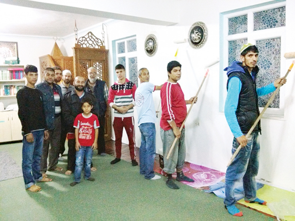 Roman Gençler Cami Boyadı