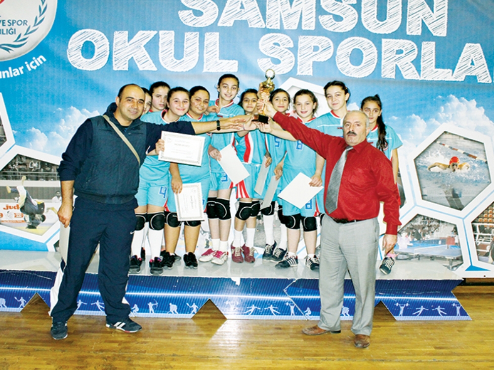 Tevfik ıleri Set Vermeden Şampiyon