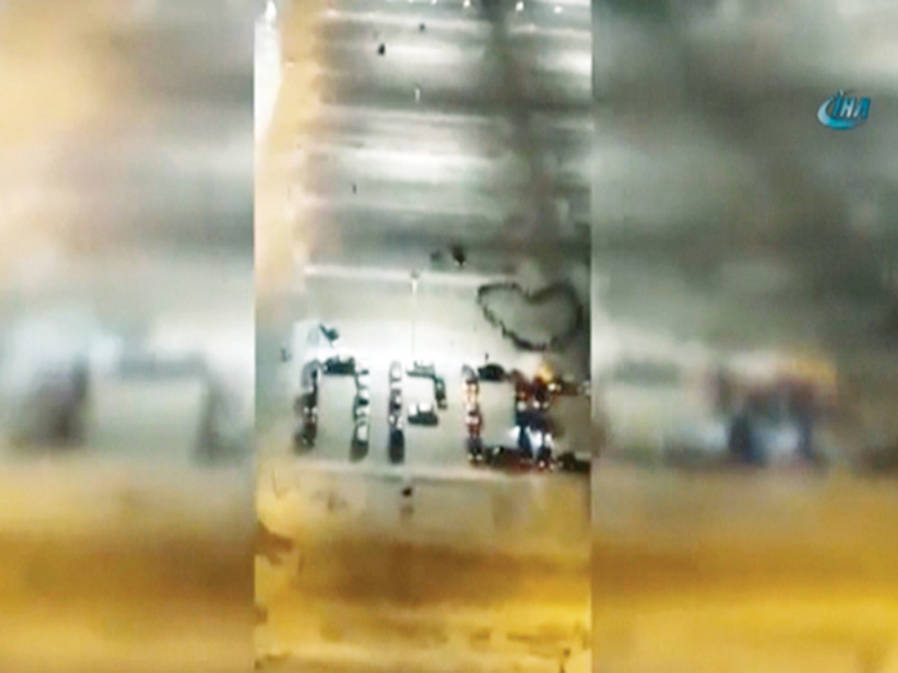 Eşiyle Barışmak ıçin 45 Araçla Bakın Ne Yazdı?