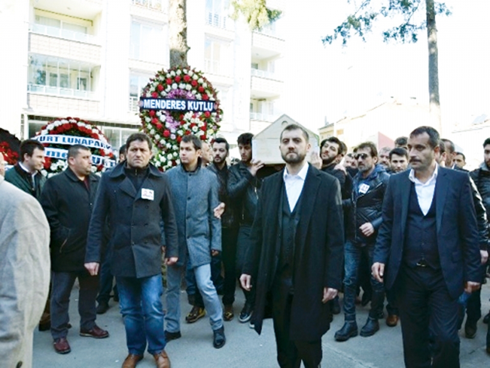 Vedat Şahin Ve Koruması Toprağa Verildi