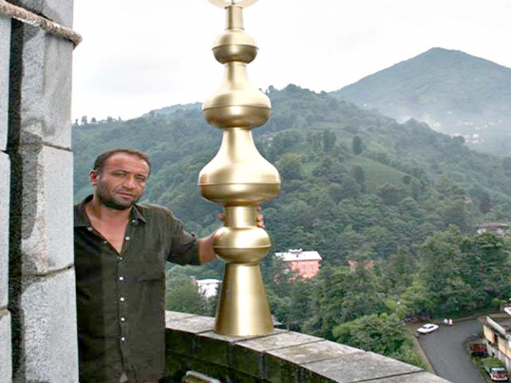 İşçi Elektrik Akımına  Kapılarak Can Verdi