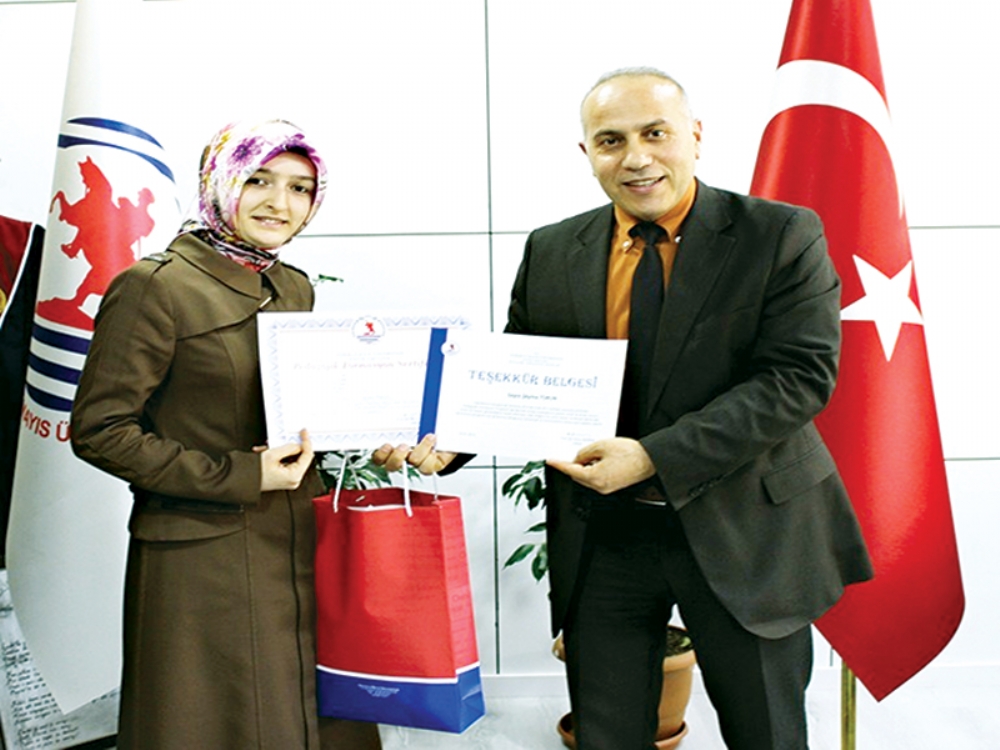 Pedagojik Formasyon Programında Başarıya Ödül