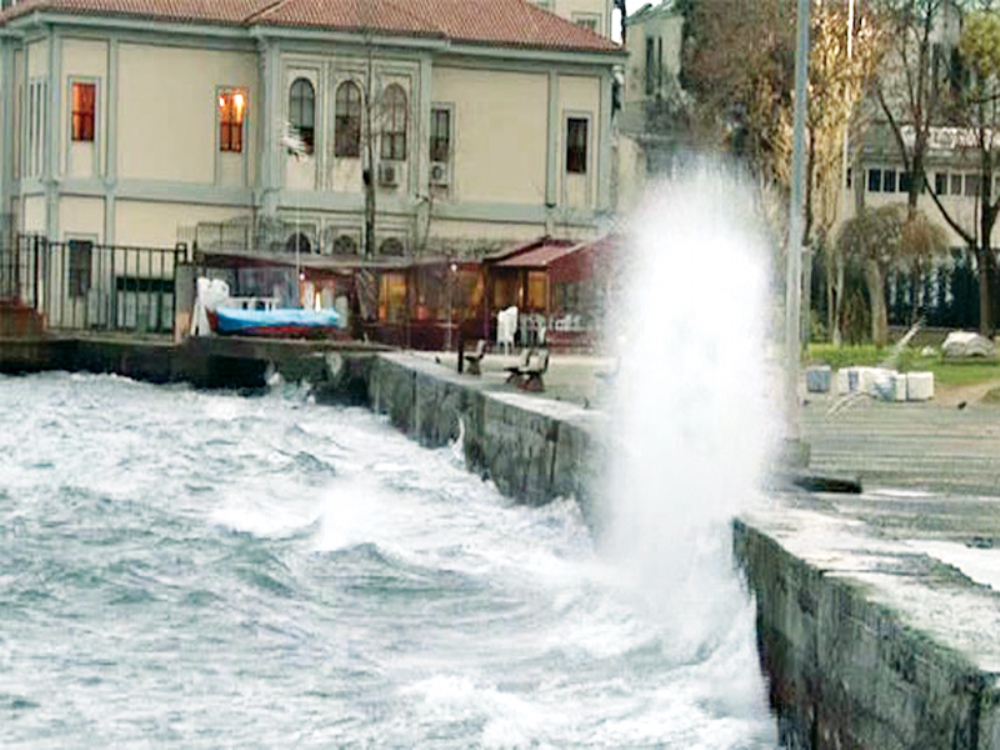Samsun'da 'lodos Fırtınası' Uyarası