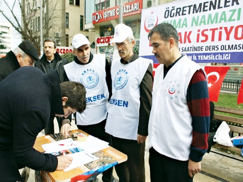 ' Öğretmenler Cuma Namazı Kılmak ıstiyor' ımza Kampanyası Başlatıldı