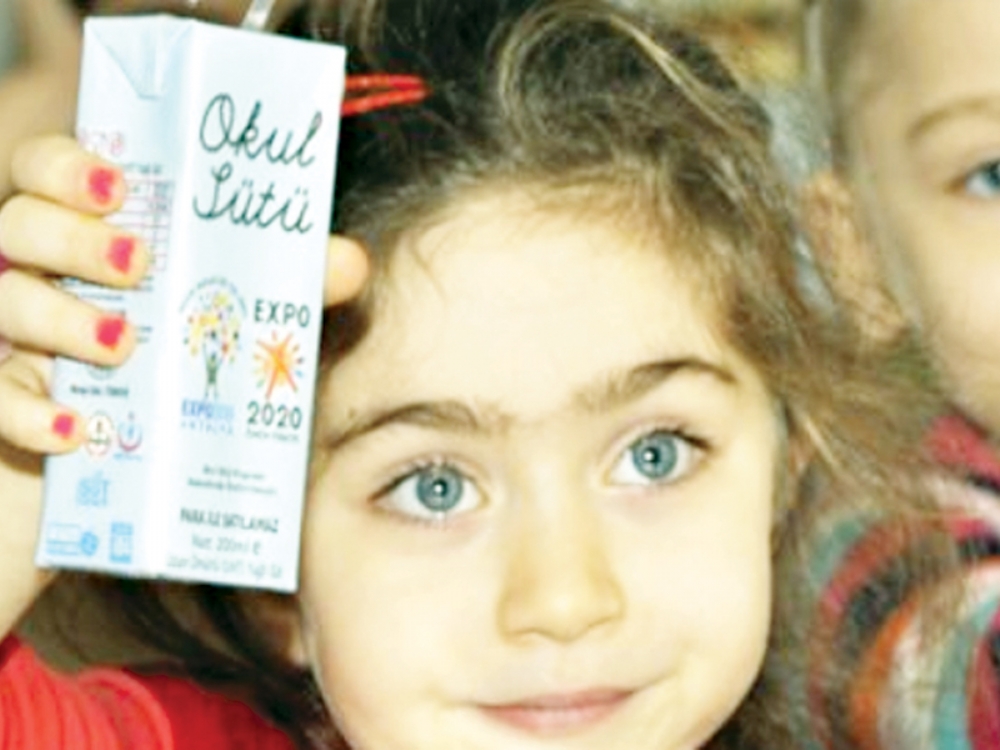 Öğrenciler 2. Döneme Sütle Başladı