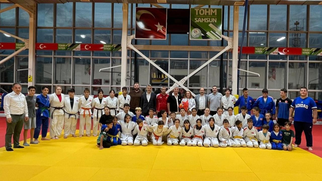 Samsunlu judocu Döndü Yeşilyurt’tan Avrupa ikinciliği