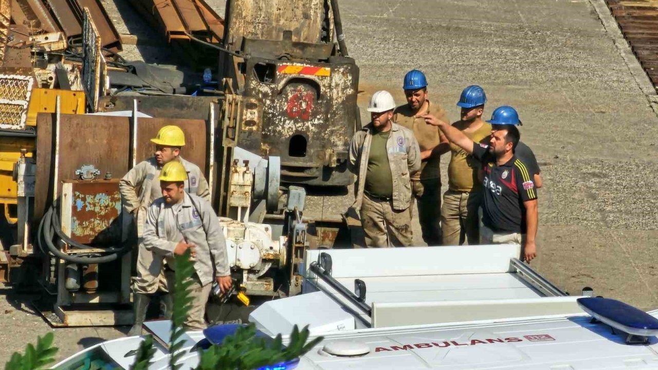 Maden ocağında göçük! 2 işçiyi kurtarma çalışması sürüyor