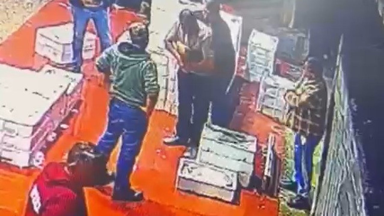 Boğazına hünnap kaçtı, heimlich manevrasıyla kurtarıldı