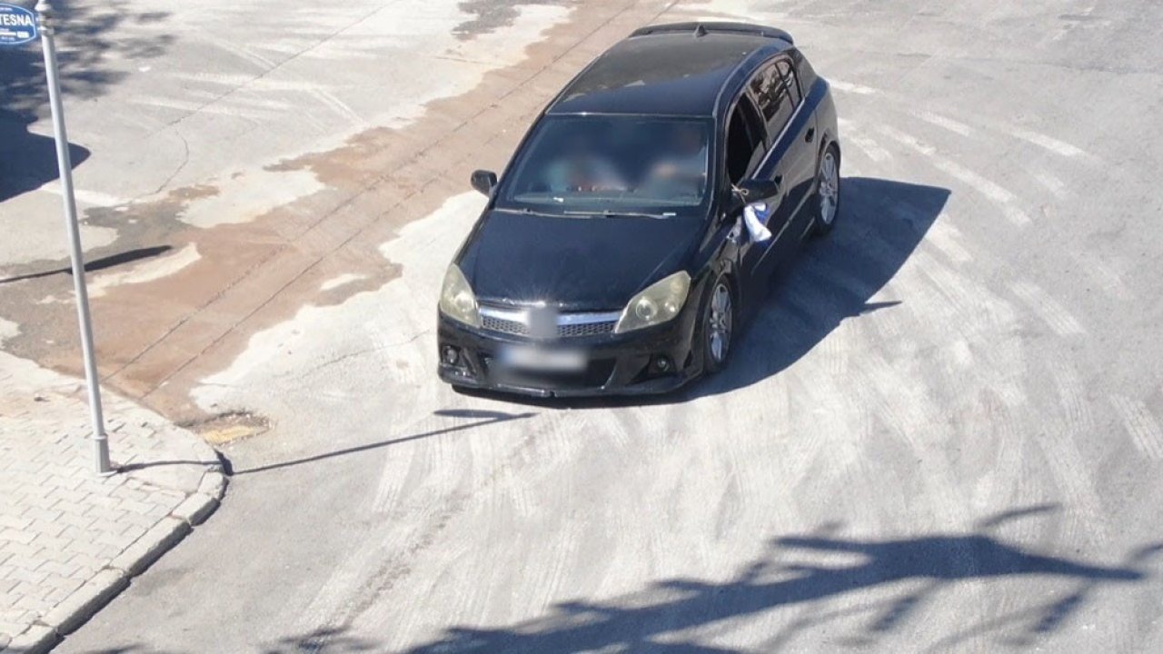 Ehliyetsiz sürücü dronlu polisten kaçamadı