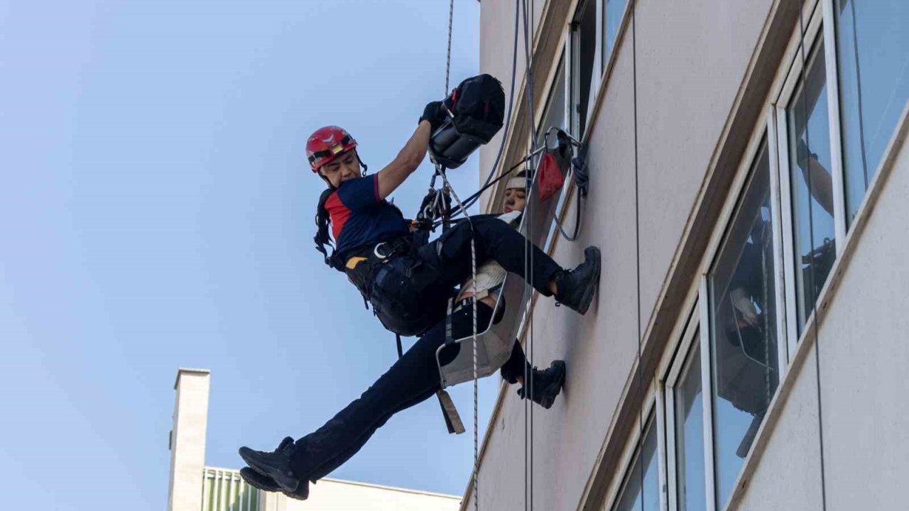 İZSU’da gerçeği aratmayan tatbikat