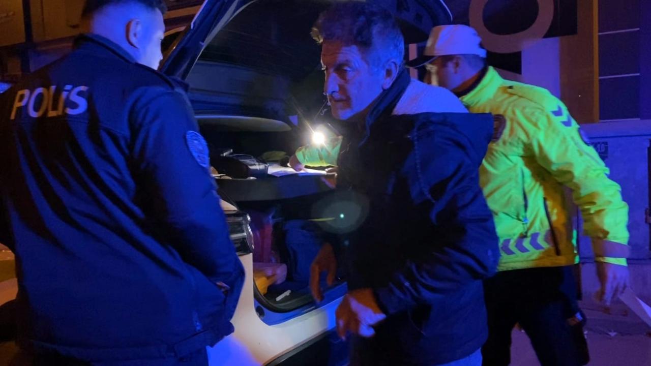 Alkollü sürücü aracını yere göğe sığdıramadı