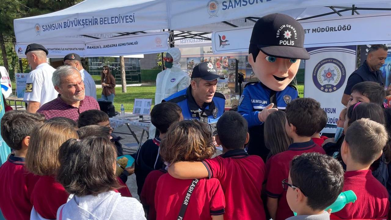 Atakum’da 3 bin 500 öğrenciye güvenlik bilgilendirmesi